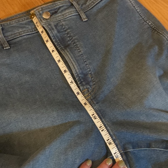 Everlane The Way High Clean Front Skinny Jean in size 33, good condition - Picture 10 of 13